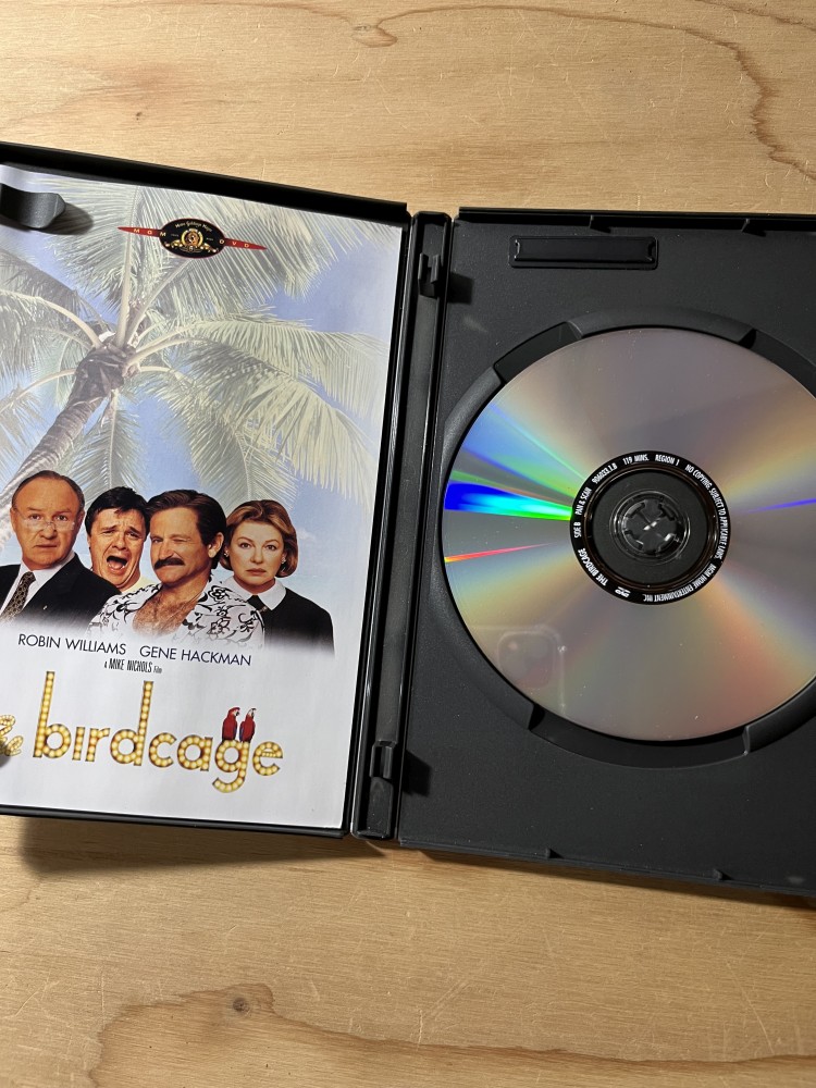 The Birdcage - Image 3