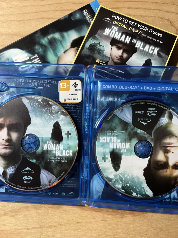 The Woman in Black - Image 3